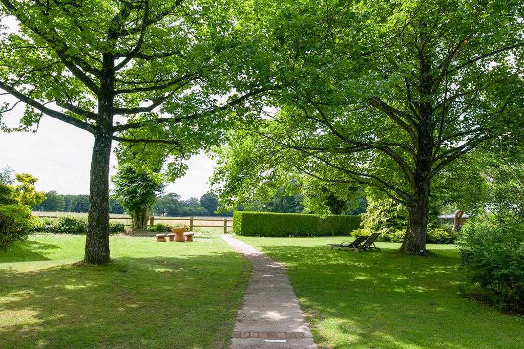 Le Manoir Du Lys, The Originals Relais Bagnoles de l'Orne Normandie Exterior foto